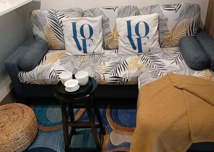 Cozy New 1br Fame Residences With Balcony Apartamento Manila