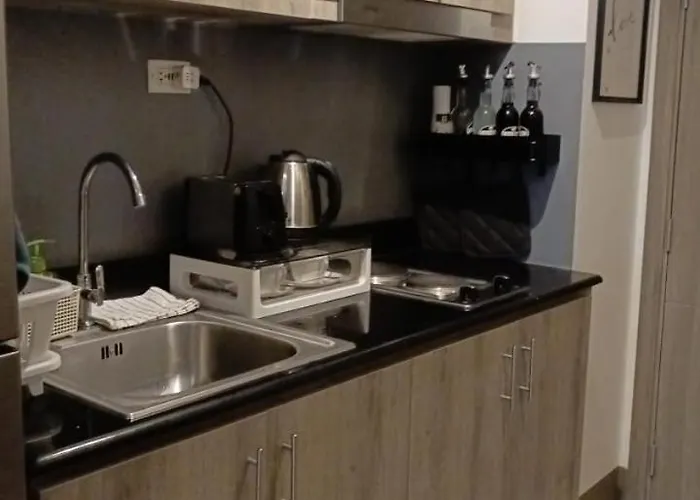 Cozy New 1br Fame Residences With Balcony Apartamento Manila