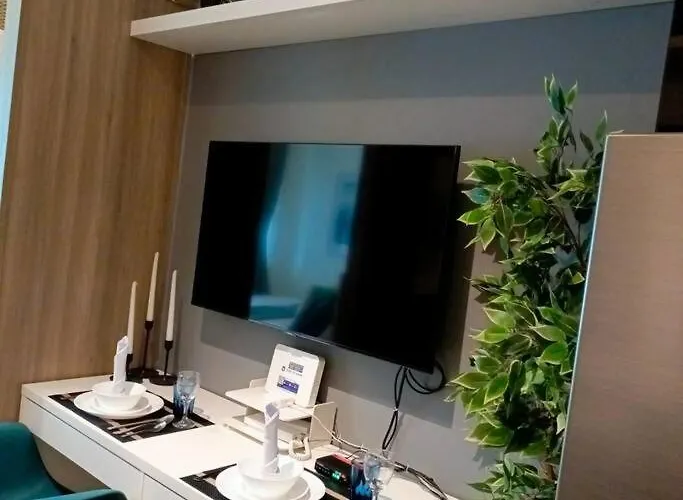 Cozy New 1br Fame Residences With Balcony Apartamento Manila